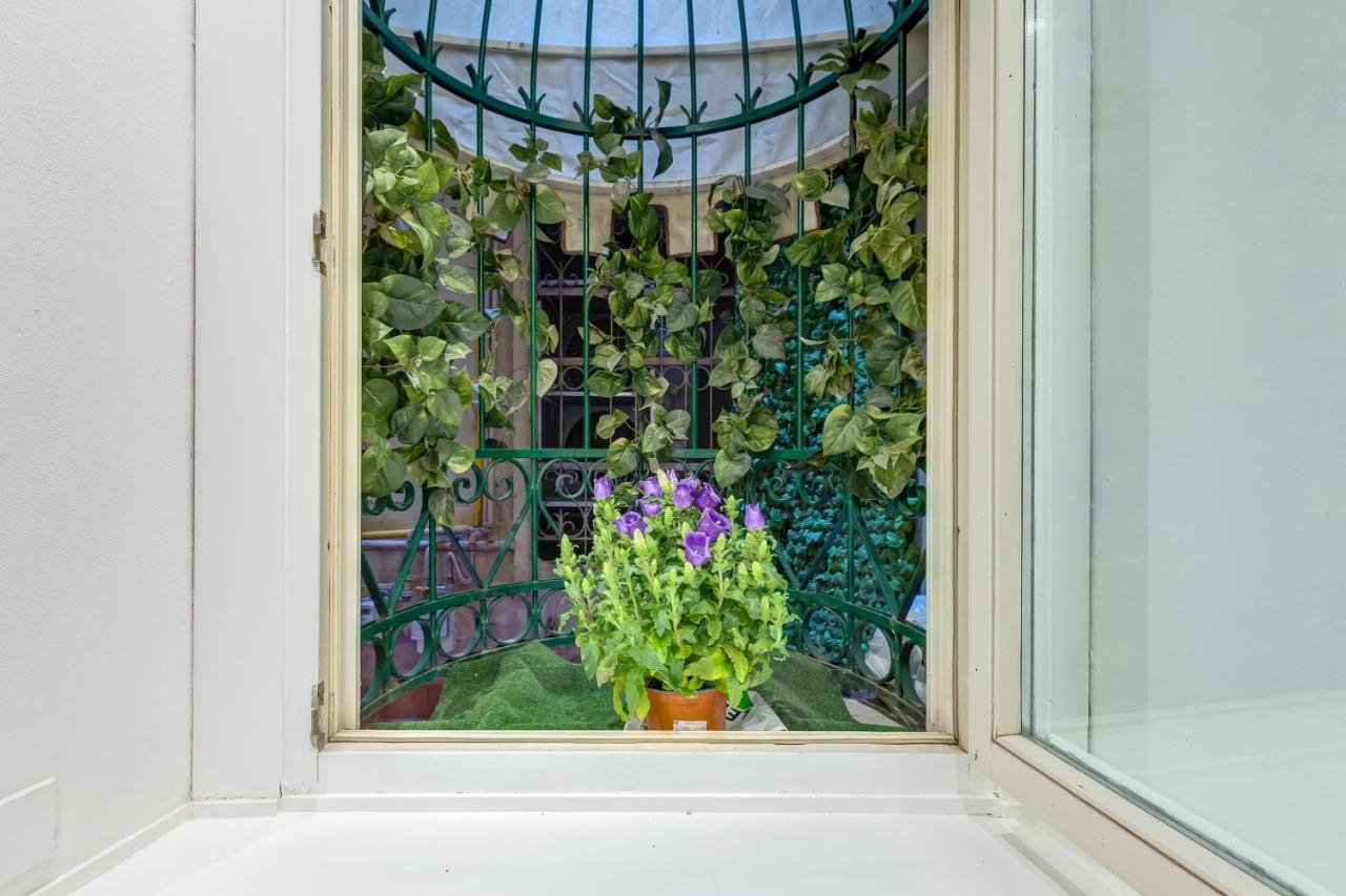 Via Condotti Private Suite Rome Luaran gambar